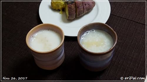 朝食の甘酒と焼き芋の画像