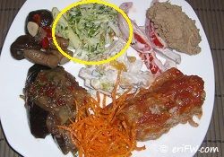 お惣菜屋さんのロシアのキャベツサラダの画像